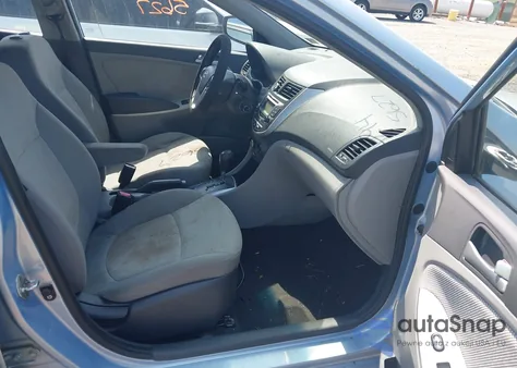 2012 Hyundai Accent Gs z USA, uszkodzony, nr VIN KMHCT5AE7CU011789